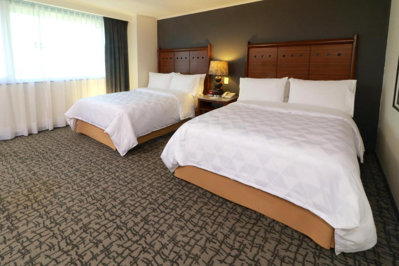 Holiday Inn Mexico City - Trade Center By Ihg Exterior photo